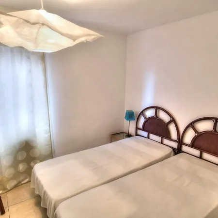 C16013 Club De Mar Apartment *
